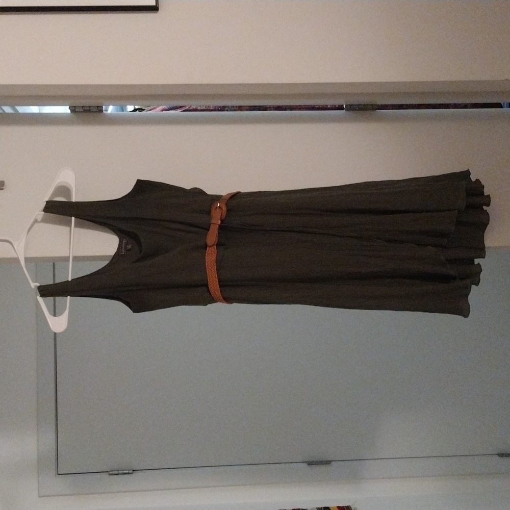 Luxology mini olive green dress size 6